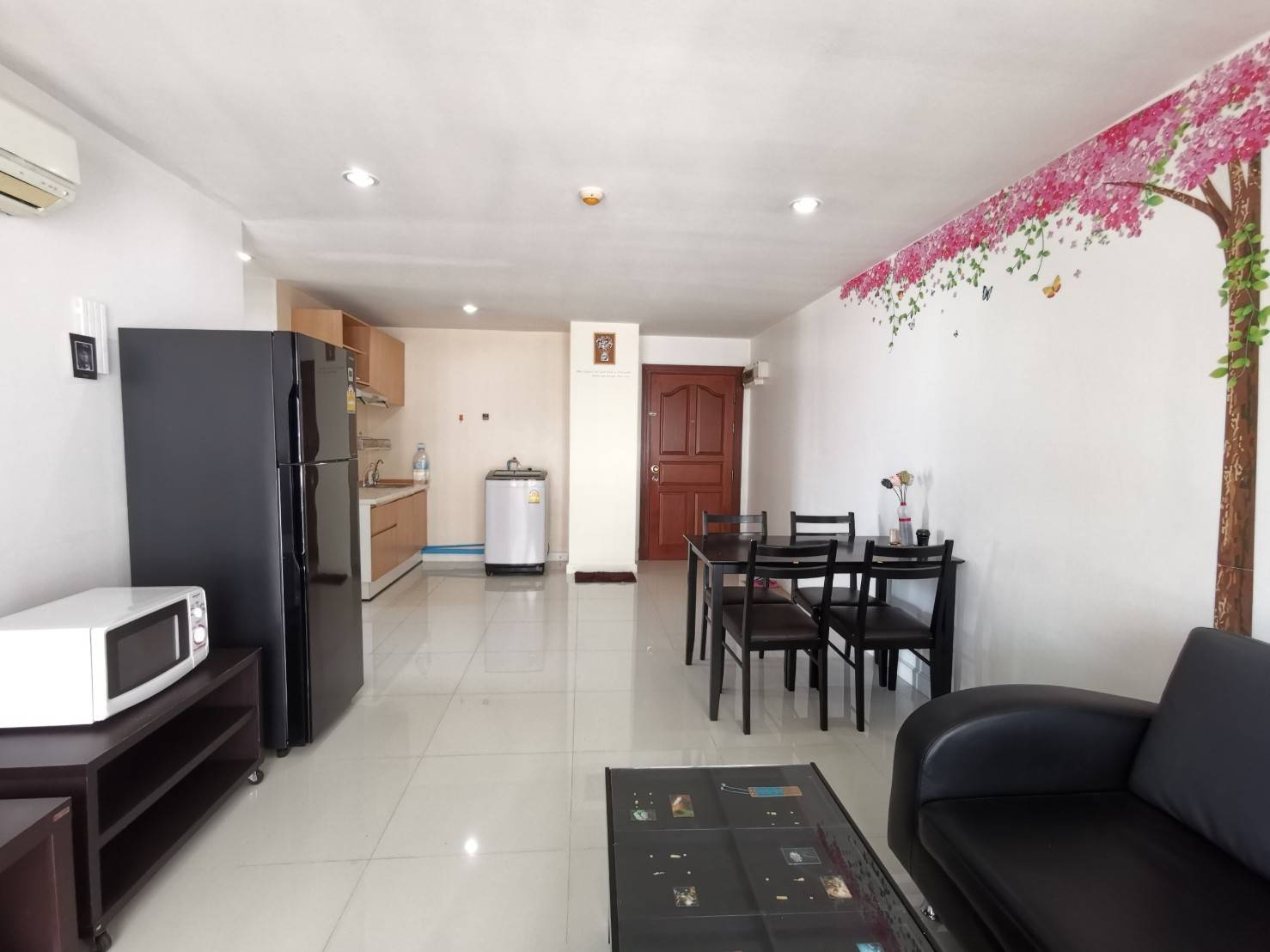 ให้เช่าคอนโด PG Rama IX (พีจี พระราม 9) คอนโดใจกลางพระราม 9 2 ห้องนอนไซส์ใหญ่ อยู่สบาย ในราคาที่คุ้มค่า