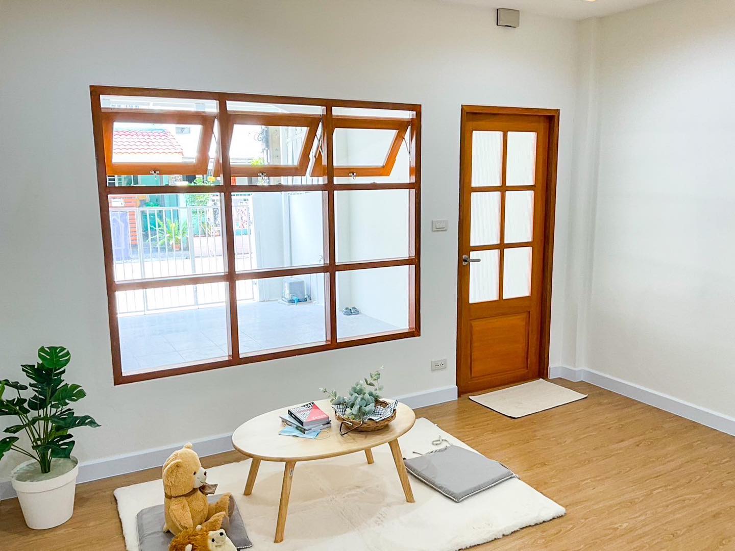 ขายทาวน์เฮ้าส์ หมู่บ้านธนจิตต์ ราคาพิเศษ 1,490,000 บาท ฟรีโอน! ทาวน์เฮ้าส์ 2 ชั้น ตกแต่งใหม่ พร้อมเข้าอยู่