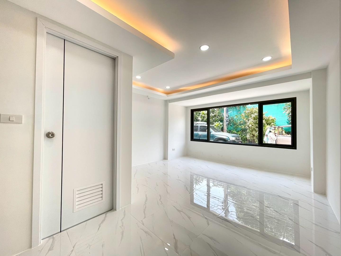 🌟 ขายทาวน์เฮ้าส์ปรับปรุงใหม่ทั้งหลัง พหลโยธิน 48 แยก 52 (ซอยเทพรักษ์) | ฟรีโอน | สวยพร้อมเข้าอยู่ 🌟