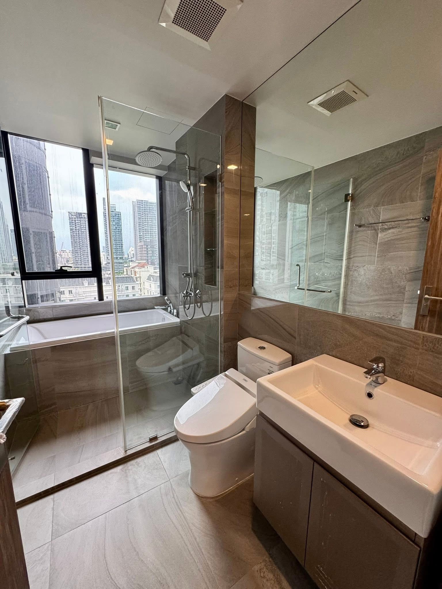 ให้เช่าคอนโด ไอดีโอ คิว สุขุมวิท 36 / For Rent Ideo Q Sukhumvit 36 (English below)