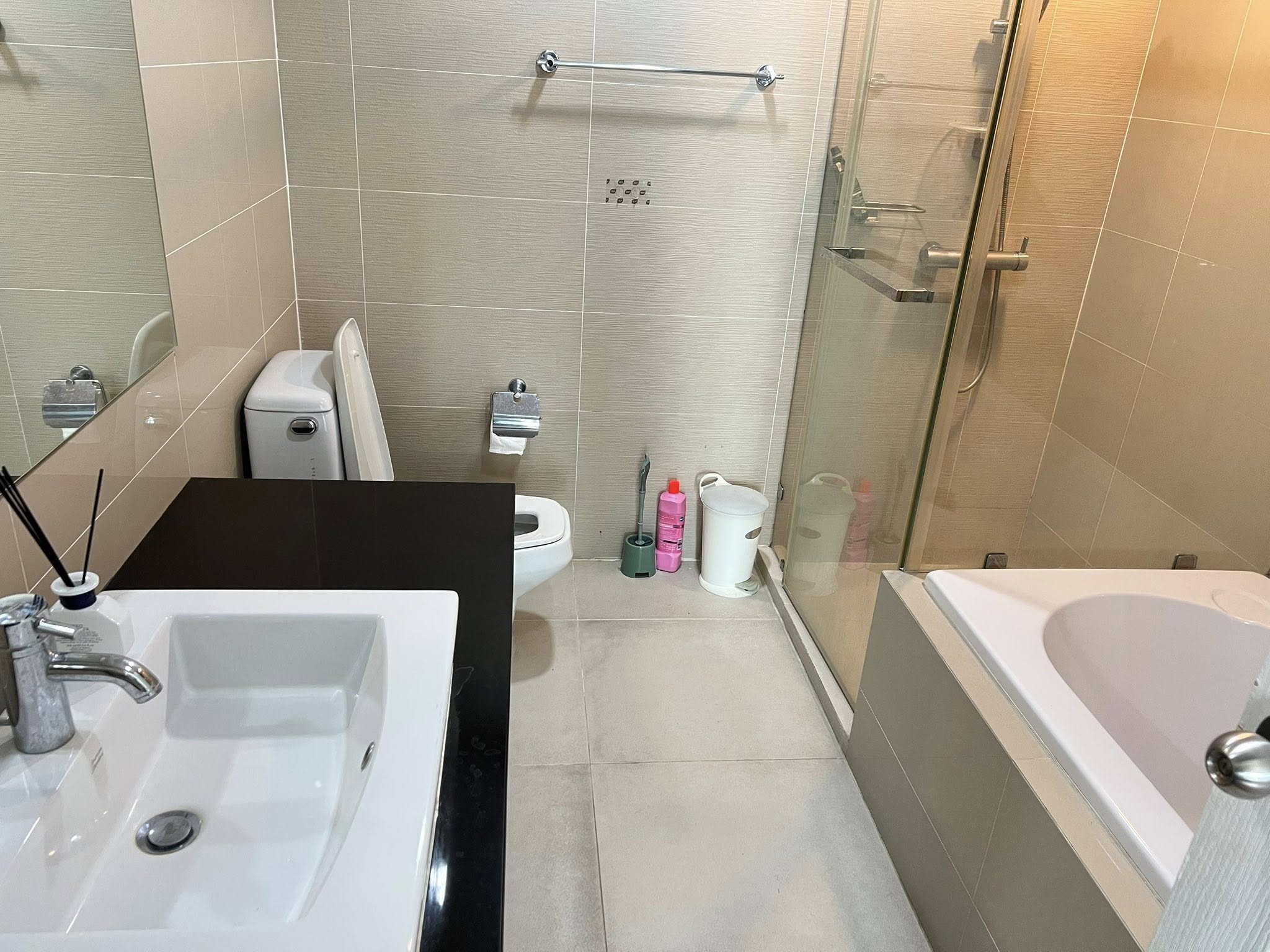 ให้เช่า / ขายคอนโด เบ็ล แกรนด์ พระราม 9 / For Sale Belle Grand Rama 9 (English below)