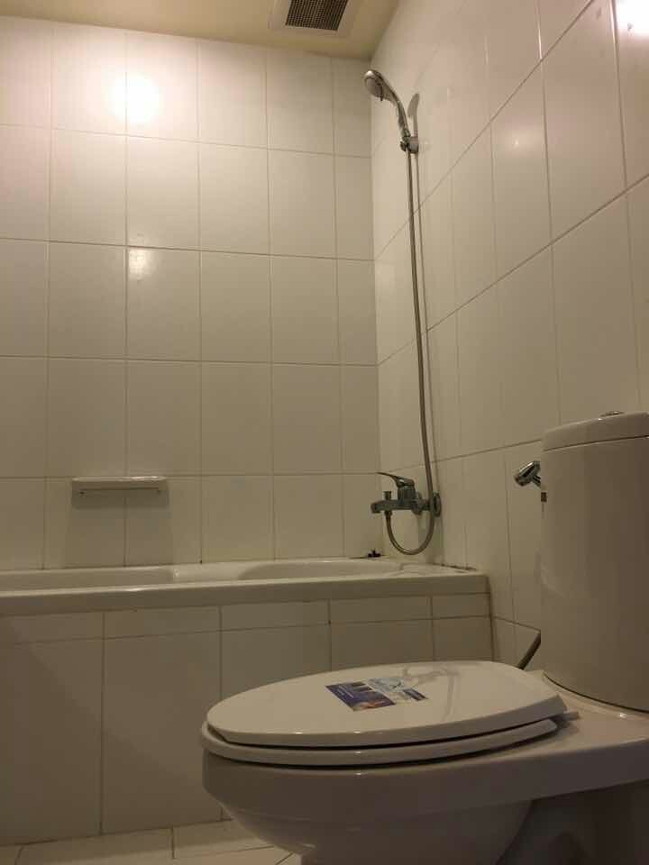 ให้เช่า คอนโดกลางกรุงรีสอร์ท ขนาด 65 และ 48 ตรม ให้เช่า 2 ห้อง พร้อมเฟอร์ แบบ 1 ห้องนอน