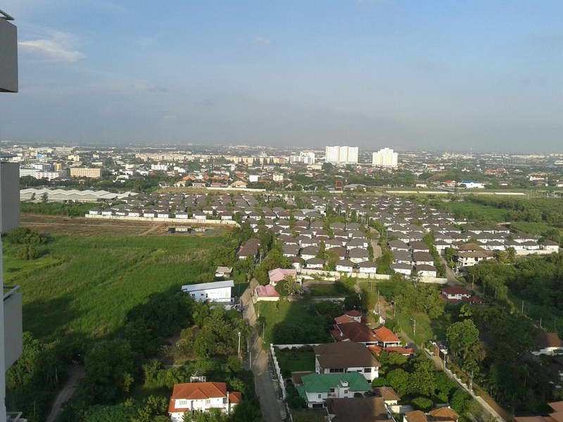 ให้เช่า คอนโด Lake View พื้นที่ 118 ตรม. 3ห้องนอน 3ห้องน้ำ วิวทะเลสาบ เมืองทองธานี ชั้น 28, 1 ห้องนั่งเล่น 1 ห้องครัว 2ระเบียง