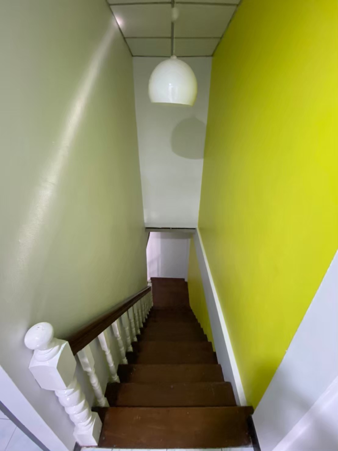 ขาย-ให้เช่า ทาวน์เฮ้าส์ 2 ชั้น หมู่บ้านรีเจนซี่ ถนนจันทร์ทองเอี่ยม 400 เมตรจากสถานีรถไฟฟ้า ใกล้เซ็นทรัลเวสต์เกต 16 ตารางวา 2 ห้องนอน บ้านพร้อมอยู่