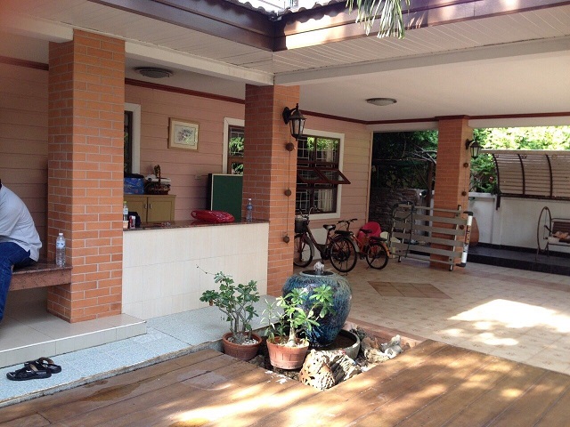 ขายบ้านเดียวหมู่บ้าน ลภาวัน โครงการ 9 ถนนเลียบคลองแอน 4 ห้อง 3 ห้องน้ำ 1 ห้องนั่งเล่น 1 ห้องโถง 1 ห้องครัว 1 ห้องทานอาหาร พื้นที่ 89 ตร.ว ถนนราชพฤกษ์