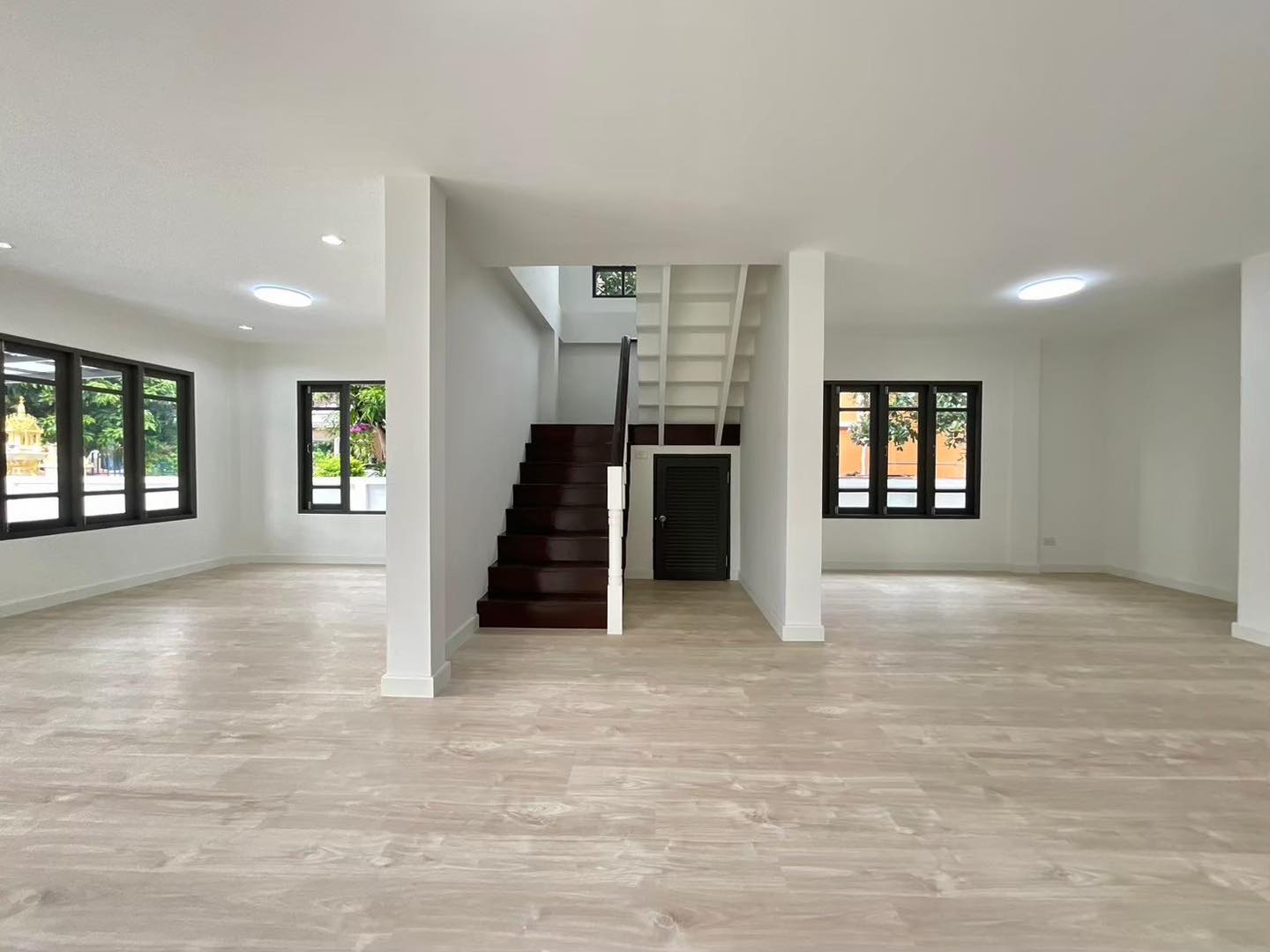 ด่วน! หลุดจอง บ้านเดี่ยว 2 ชั้น หนองจอก 70 ตรว. ราคาพิเศษ ฿3.29 ล้าน โอกาสสุดท้าย! เป็นเจ้าของบ้านเดี่ยวหลังใหญ่ โครงการ นันท์นลิน ปาร์คโฮม 3