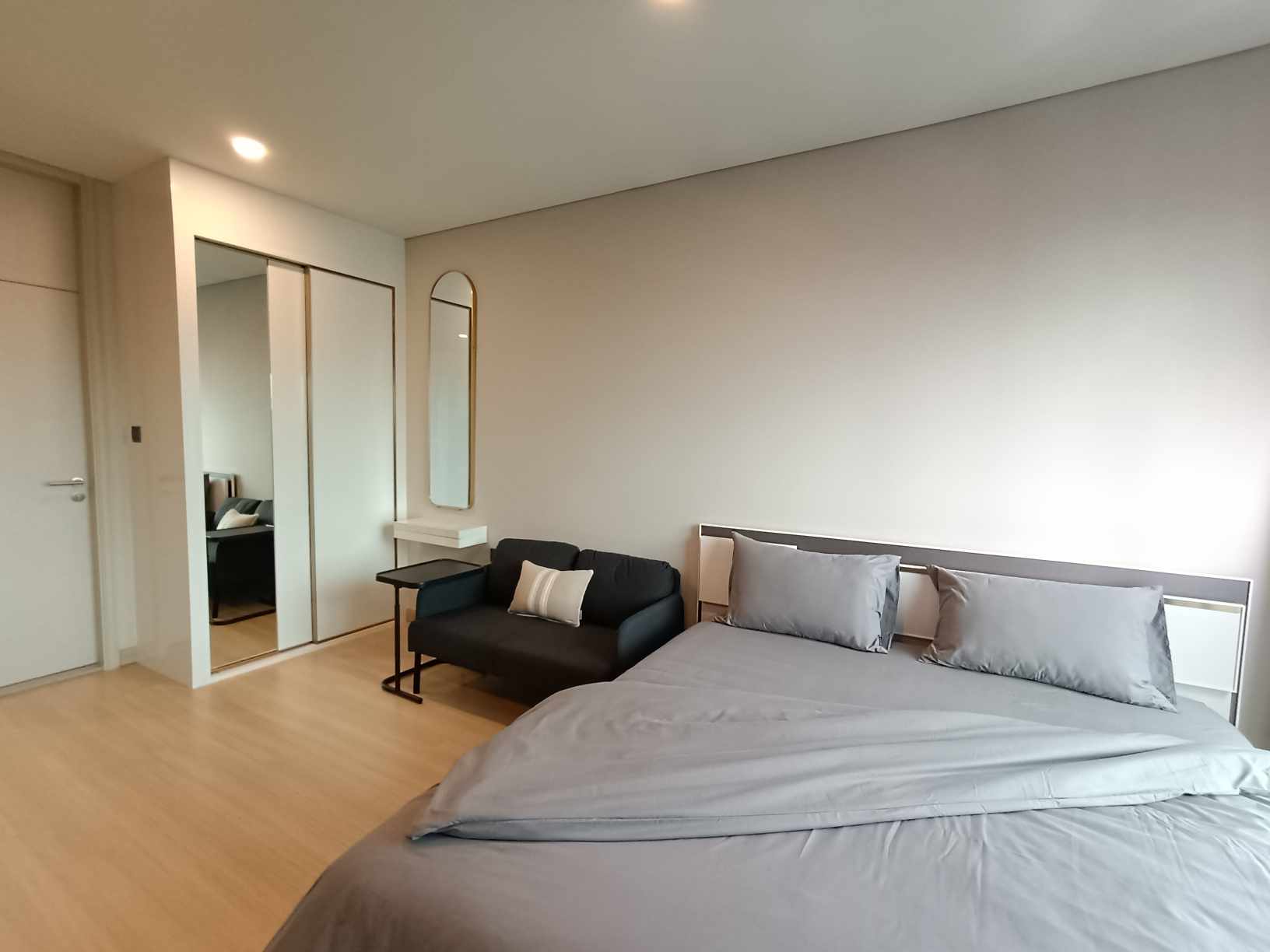 ให้เช่าคอนโด Lumpini Park Phahon 32 (ลุมพินี พาร์ค พหล 32) ห้องใหม่ปล่อยเช่า เจ้าของแต่งเหมือนอยู่เอง ชั้นสูง วิวเมืองดีงาม