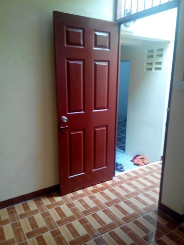 ขาย / เช่าอาคารพาณิชย์ 2 คูหา ทำเลดี เสรีไทย 11 เหมะทำเป็นหอพักนักศึกษาหรือปรับปรุงเป็น โฮสเทล (Hostel)