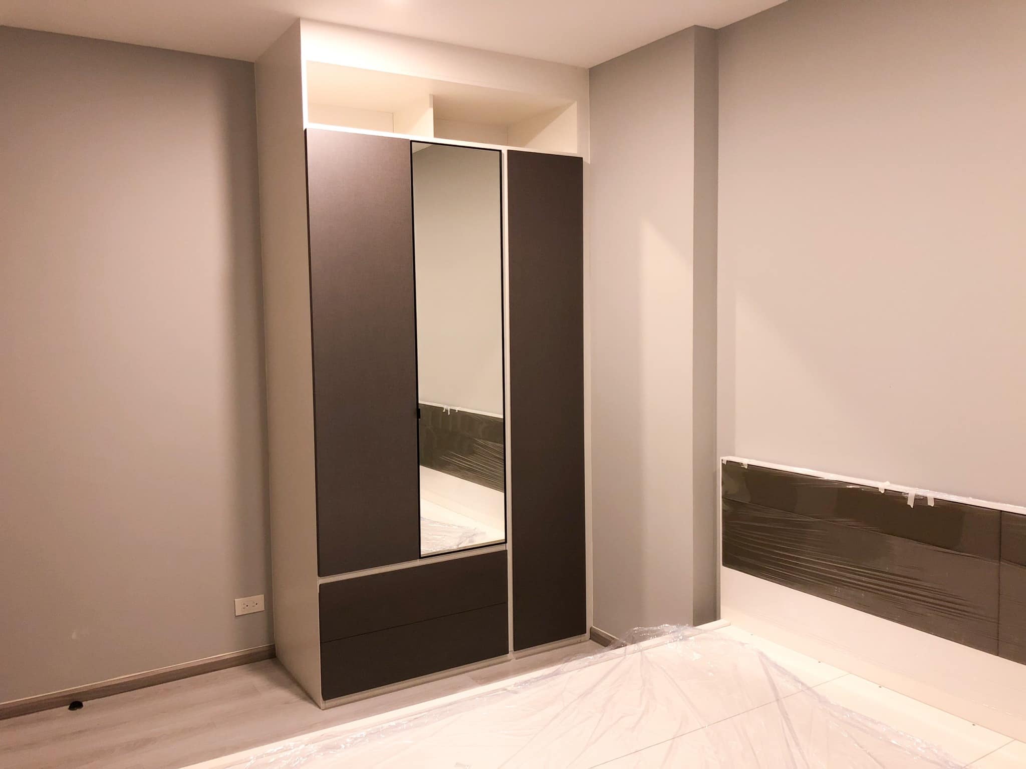 ให้เช่าคอนโด Zeen Condo Ngamwongwan31 (ซีน คอนโด งามวงศ์วาน 31) ** ห้องมุม ** 1 ห้องนอน 1 ห้องน้ำ 1 ห้องนั่งเล่น ห้องขนาด 28.5 ตร.ม.