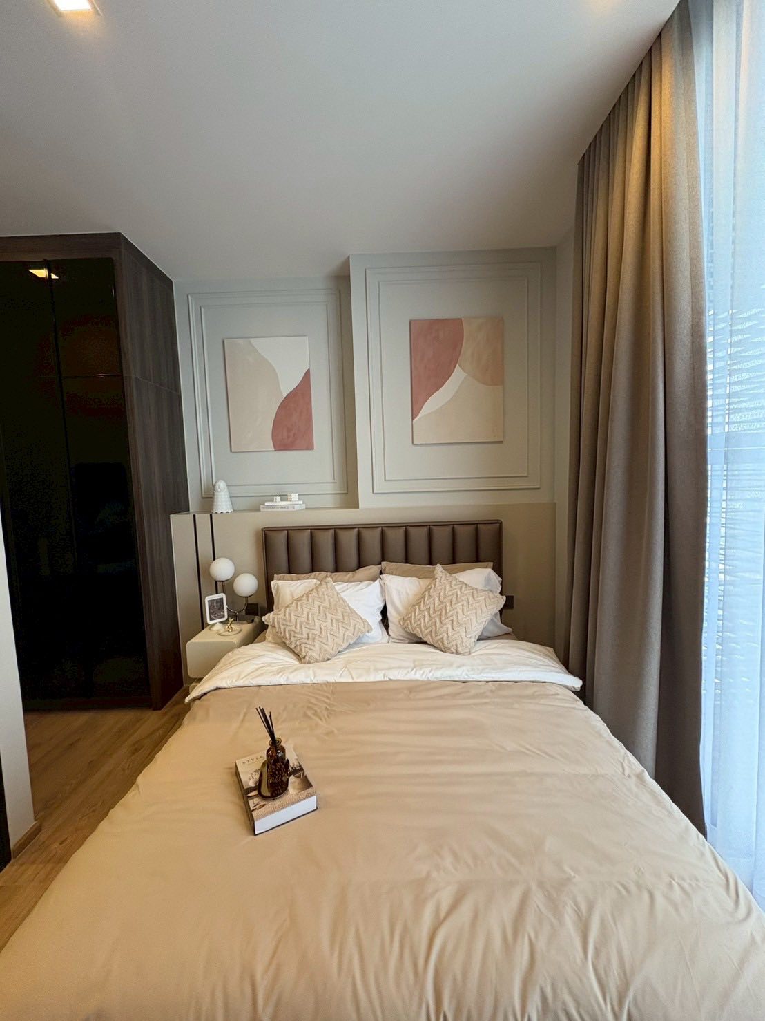 ให้เช่าคอนโด Noble Around Ari (โนเบิล อราวน์ อารีย์) ให้เช่า มี 3 ยูนิต พร้อมเข้าอยู่ทันที ตกแต่ง Build-in คุณภาพสูง