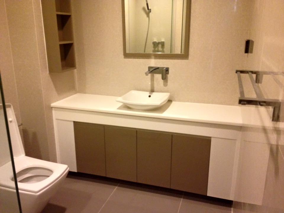 รหัสทรัพย์ 47728 ให้เช่าคอนโด ลิฟ แอท 49 – LIV @ 49 sukhumvit49 ห้องแบบ 2 ห้องนอน 2 ห้องน้ำ