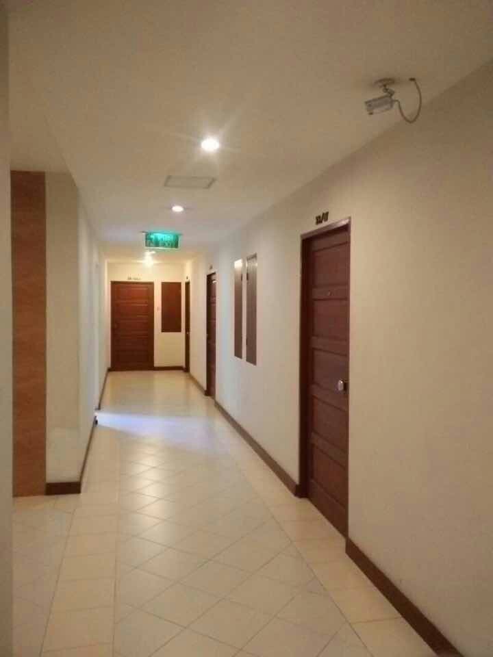 ให้เช่า คอนโดกลางกรุงรีสอร์ท ขนาด 65 และ 48 ตรม ให้เช่า 2 ห้อง พร้อมเฟอร์ แบบ 1 ห้องนอน