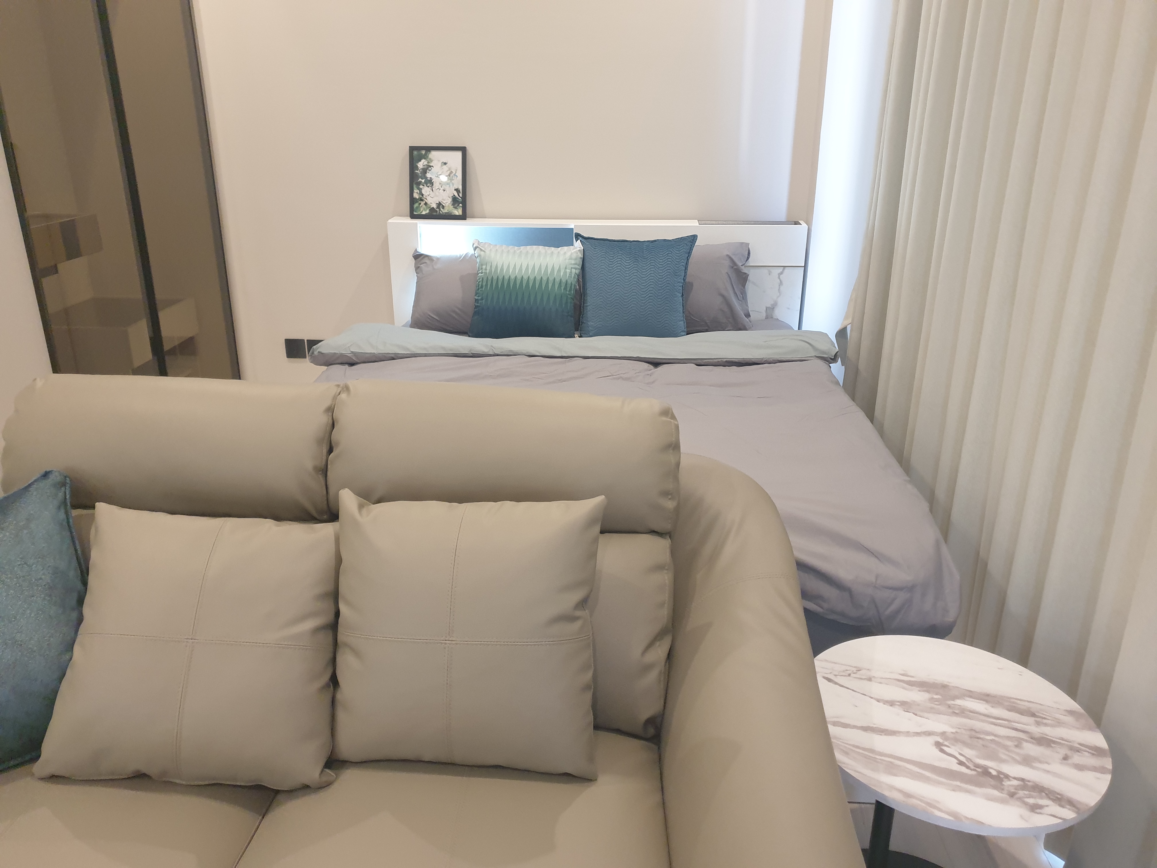 ให้เช่าคอนโด The Room Phayathai (เดอะ รูม พญาไท) ใกล้ BTS พญาไท เพียง 400 ม. เดินเพียง 5 นาที