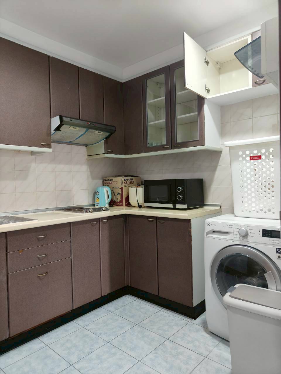 🏡✨ ให้เช่าคอนโด วิทยุ คอมเพล็กซ์ / Wittayu Complex Condo ✨