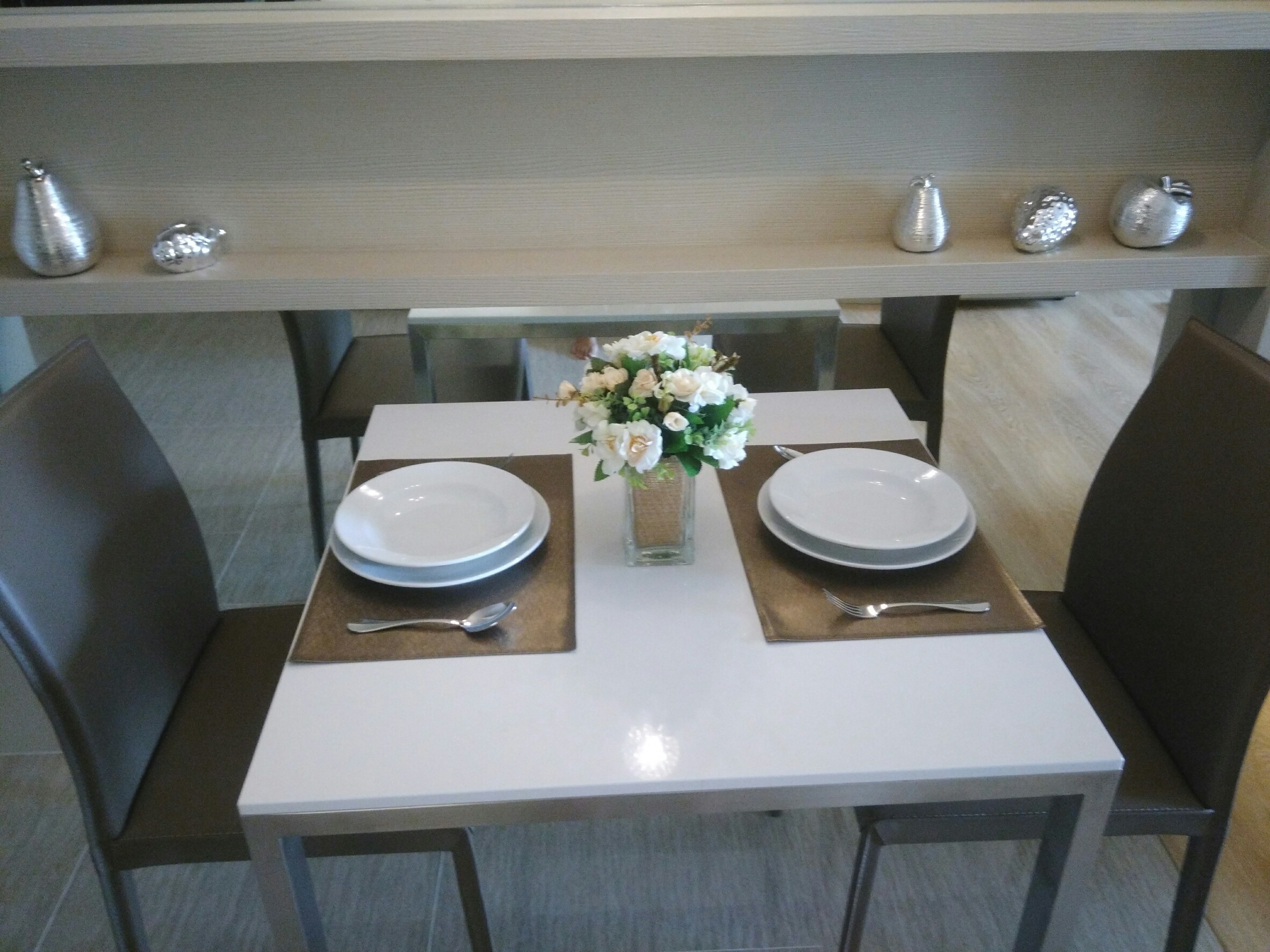 ขาย / เช่า คอนโด H Sukhumvit 43 (เอช สุขุมวิท 43) 1ห้องนอน 1 ห้องน้ำ 1ห้องรับแขก ห้องครัวในตัว พื้นที่ 40.92 ตร.ม ชั้น 9 ห้อง 99/53 วิวเมือง