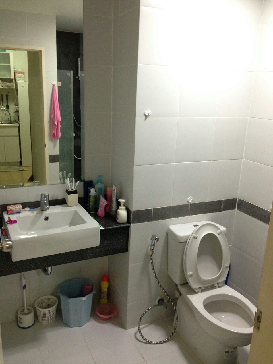 ขายคอนโด เอ สเปช อโศกรัชด-ดินแดง ราคา 2.4 ล้าน พื้นที่ 35 ตร.ม 1 ห้องนอน 1 น้ำ 1 ห้องนั่งเล่น วิวสวน