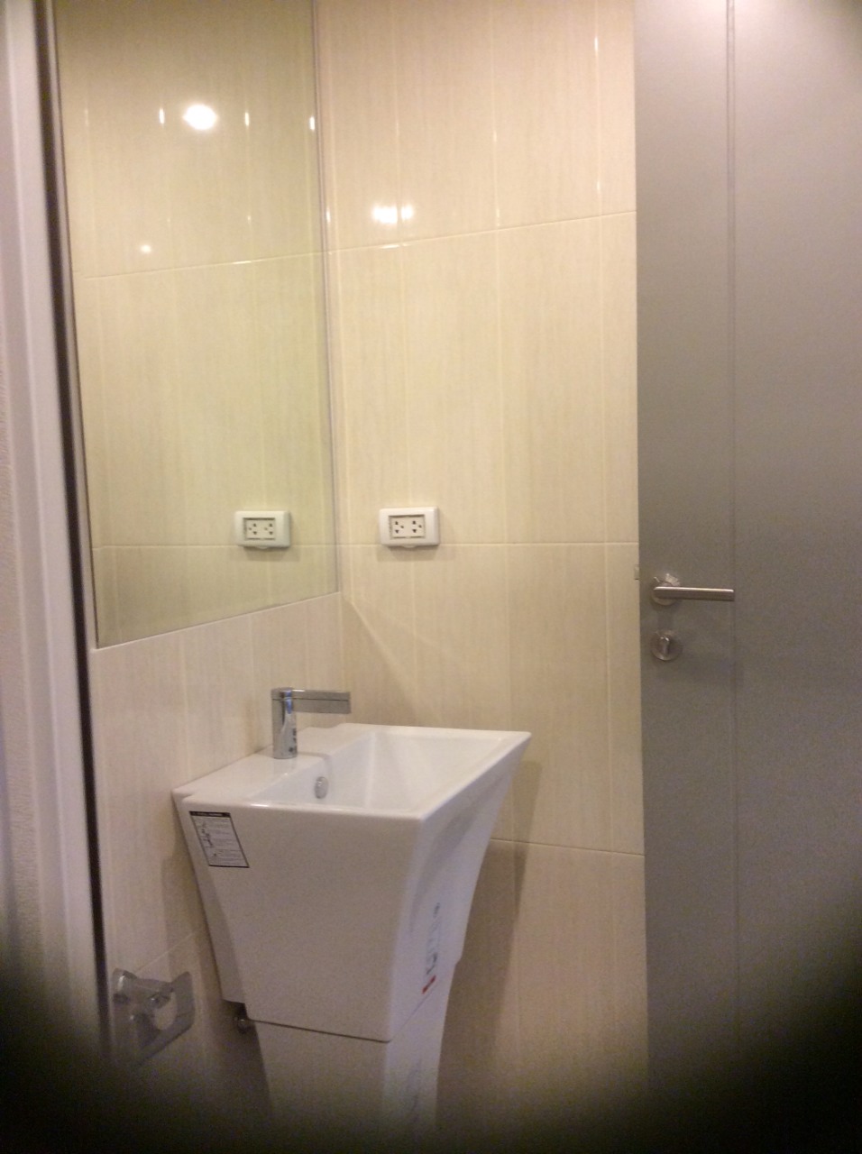 Life @ Ratchada-Huaikwang (คอนโดไลฟ์ รัชดา-ห้วยขวาง ) ให้เช่า ราคา 18,000 ต่อเดือน