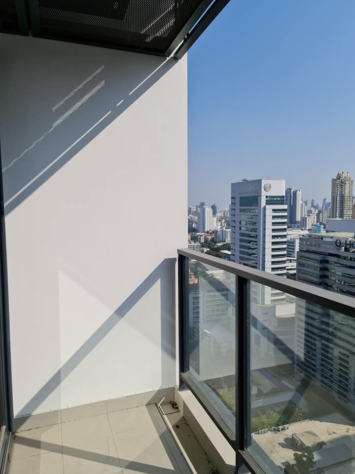 ขายคอนโด The Lofts Asoke by Raimon Land ชั้น 26 ห้องเหมือนใหม่ ตกแต่งพร้อมให้เช่าหรือเข้าอยู่ 1 ห้องนอน