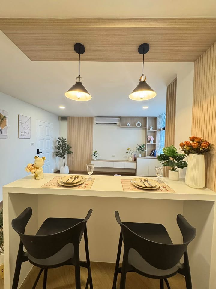 ขายคอนโด รัชอาภา ทาวเวอร์ (ซอยรัชดาภิเษก 36) / For Sale Ratchaporn Tower (English below)