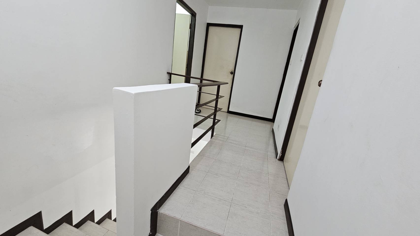 ให้เช่าบ้าน หมู่บ้าน ไรมอนด์พาร์ค บางพลี (Raimon Park Bang Phli) ซ.8 พร้อมเข้าอยู่ได้เลย ซอยต้นๆของโครงการ