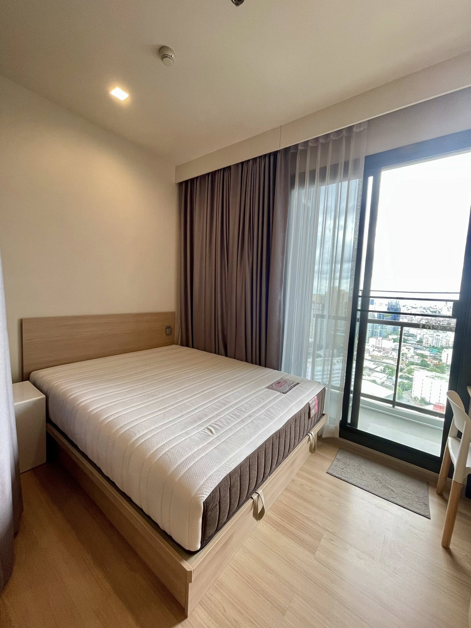 ✨ ขาย / ให้เช่า คอนโด M Jatujak (เอ็ม จตุจักร) 📍 ชั้น 31 | วิวโล่ง | ขนาด 28 ตร.ม. | 1 ห้องนอน