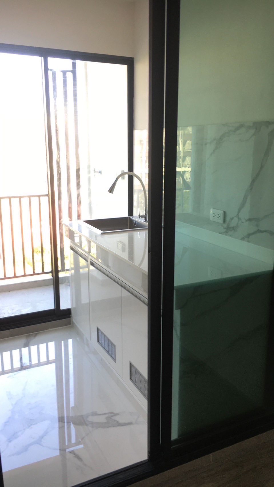 ให้เช่าคอนโด รีช คอนโด พหลโยธิน 52 / For Rent Reach Condo Phaholyothin 52 (English below)