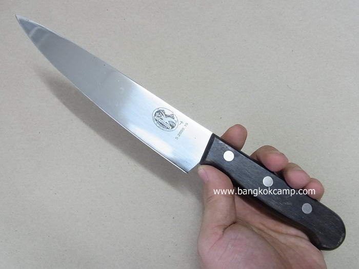 มีด Victorinox ใบมีด 7.5 นิ้ว ด้ามไม้ Made in Switzerland ใหม่ แท้