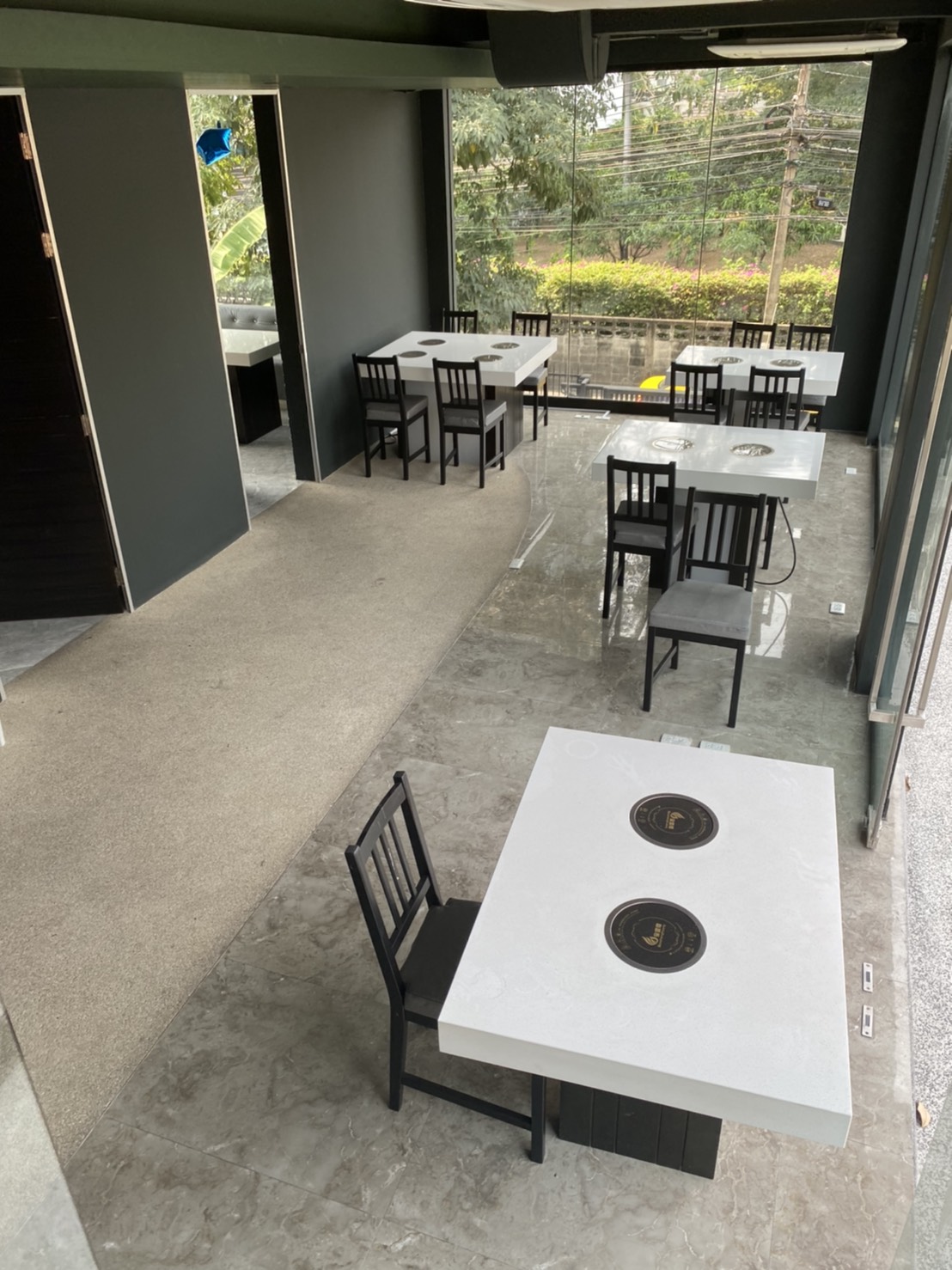 เซ้งร้านอาหารอุปกรณ์ครบพร้อมดำเนินการ ราคาเช่า 100,000 บาทต่อเดือน ประกาศเซ้งในราคา 9 ล้าน บาท