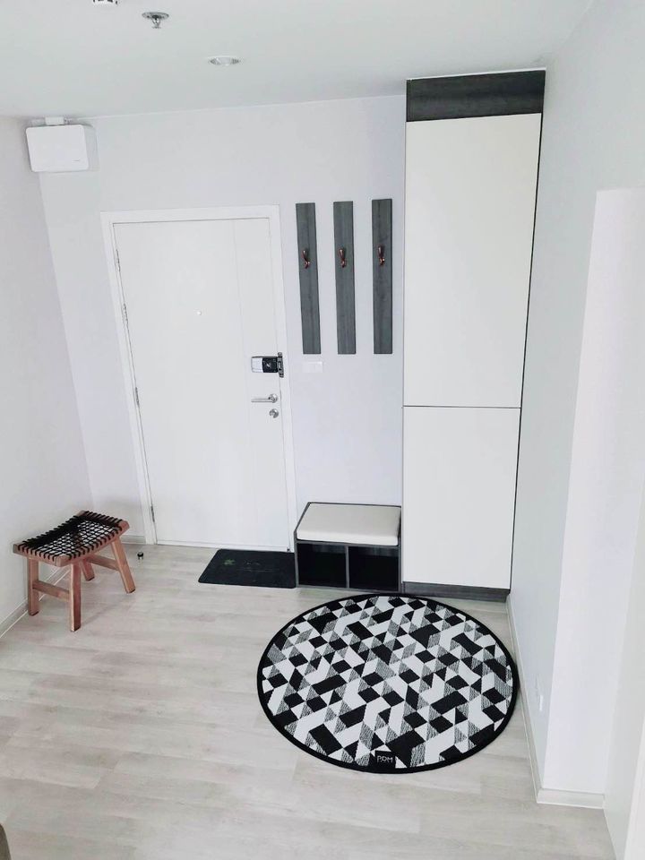 ขายคอนโด The Privacy Rama 9 ขนาด : 47.32ตร.ม. (ห้องหน้ากว้าง) 2 ห้องนอน 2 ห้องน้ำ ชั้น : 19 ทิศ : ตกเฉียงใต้ (วิว สระว่ายน้ำ)