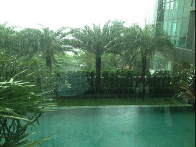 ห้เช่าคอนโด The Room Sukhumvit 21 (เดอะ รูม สุขุมวิท 21 อโศก ) 1 ห้องนอน 1 ห้องน้ำ ขนาด 50 ตรม