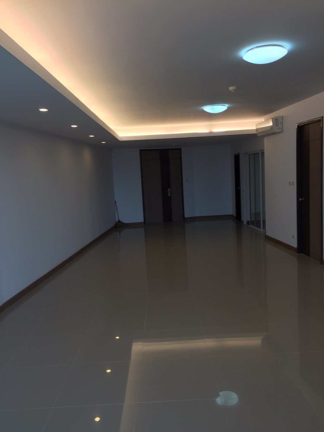 ขายคอนโด Supalai River Resort (ศุภาลัย ริเวอร์ รีสอร์ท) 2 ยูนิต River view opposite Asia tique 3 ห้องนอน