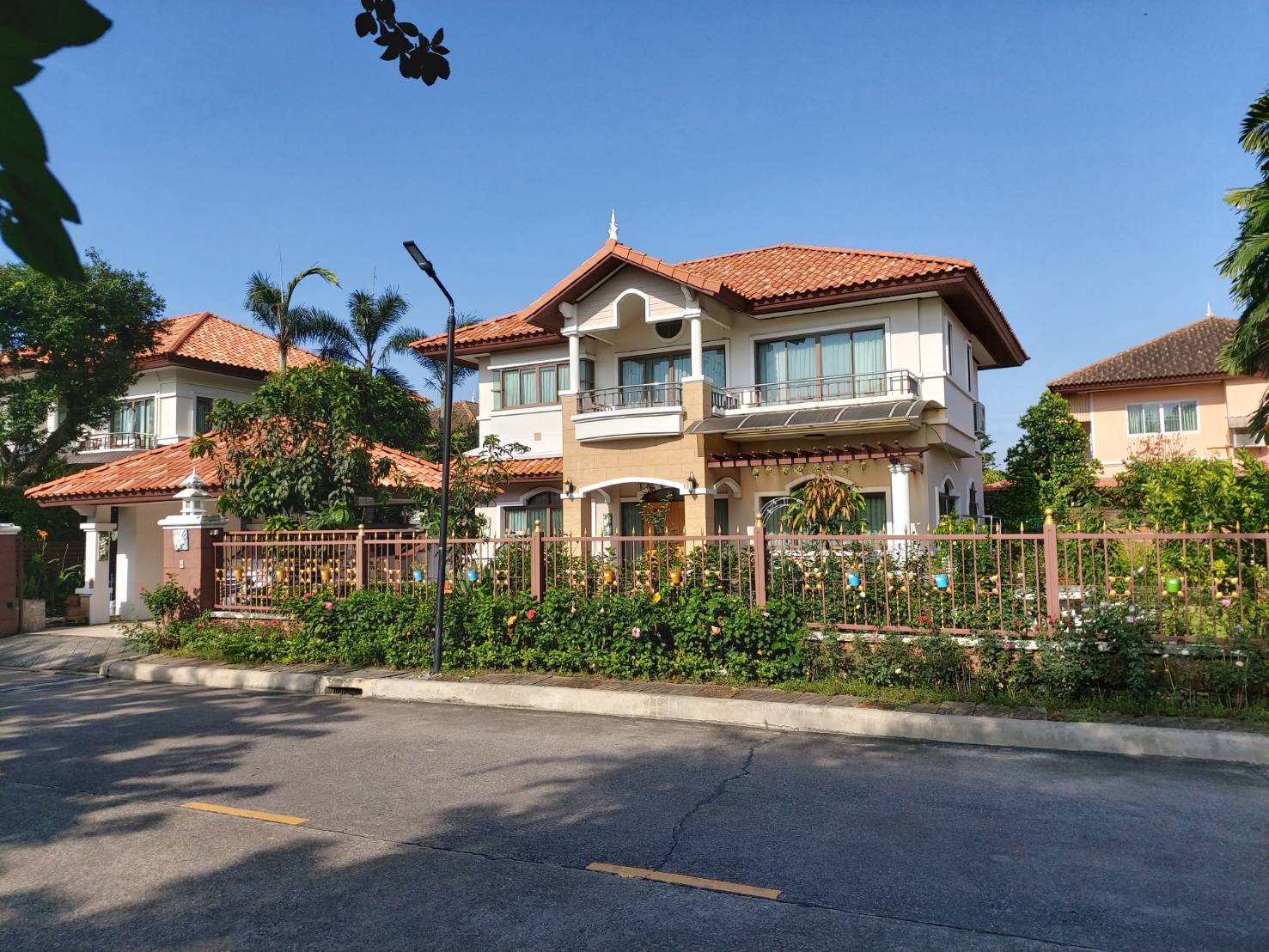 ขาย / เช่าบ้านเดี่ยว 2 ชั้น โครงการหมู่บ้านเดี่ยว ศุภาลัย สุวรรณภูมิ Supalai Suvarnabhumi ถ.ลาดกระบัง 1ก/14 ขายราคา 15,900,000บาท