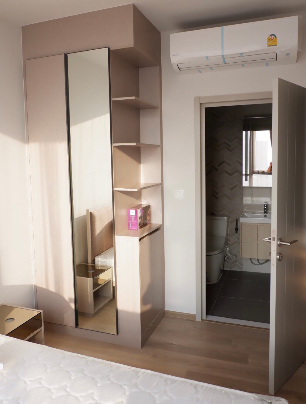 ✨ ให้เช่า คอนโด Oka Haus สุขุมวิท 36 (Oka Haus Sukhumvit 36 by Sansiri) ✨