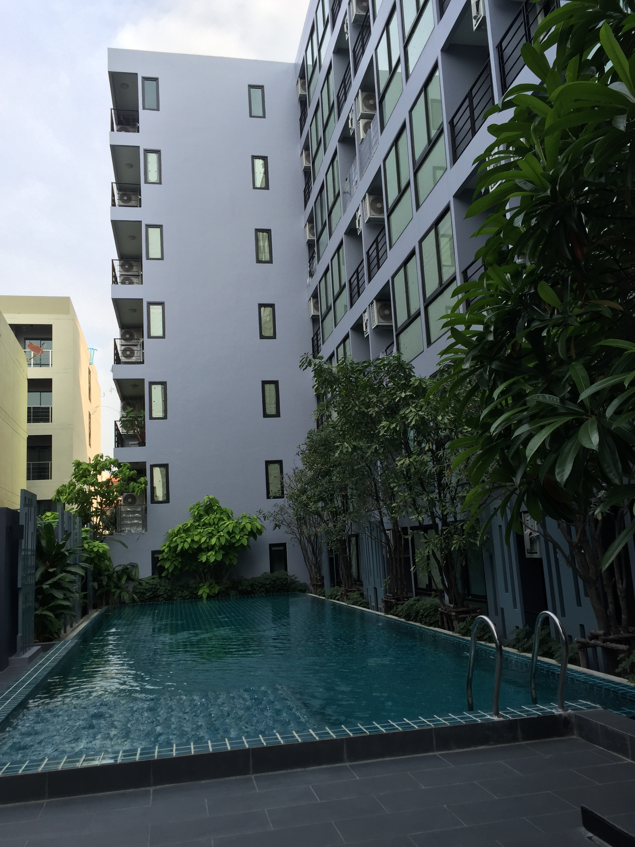 ให้เช่าคอนโด Rhythm Sathorn (ริทึ่ม สาทร 21 ) 1 ห้องนอน 1 ห้องน้ำ ขนาด 35 ตรม ชั้น 8 ตึกN ห้อง72