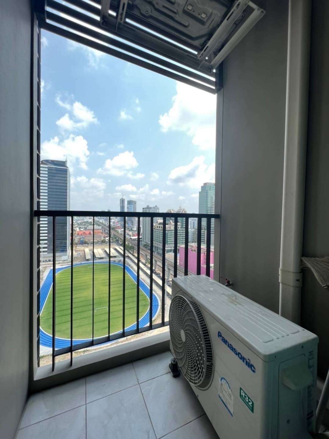 ให้เช่าคอนโด Life Asoke (ไลฟ์ อโศก) ทำเลติดรถไฟฟ้า Airport Link + MRT พร้อมเข้าอยู่