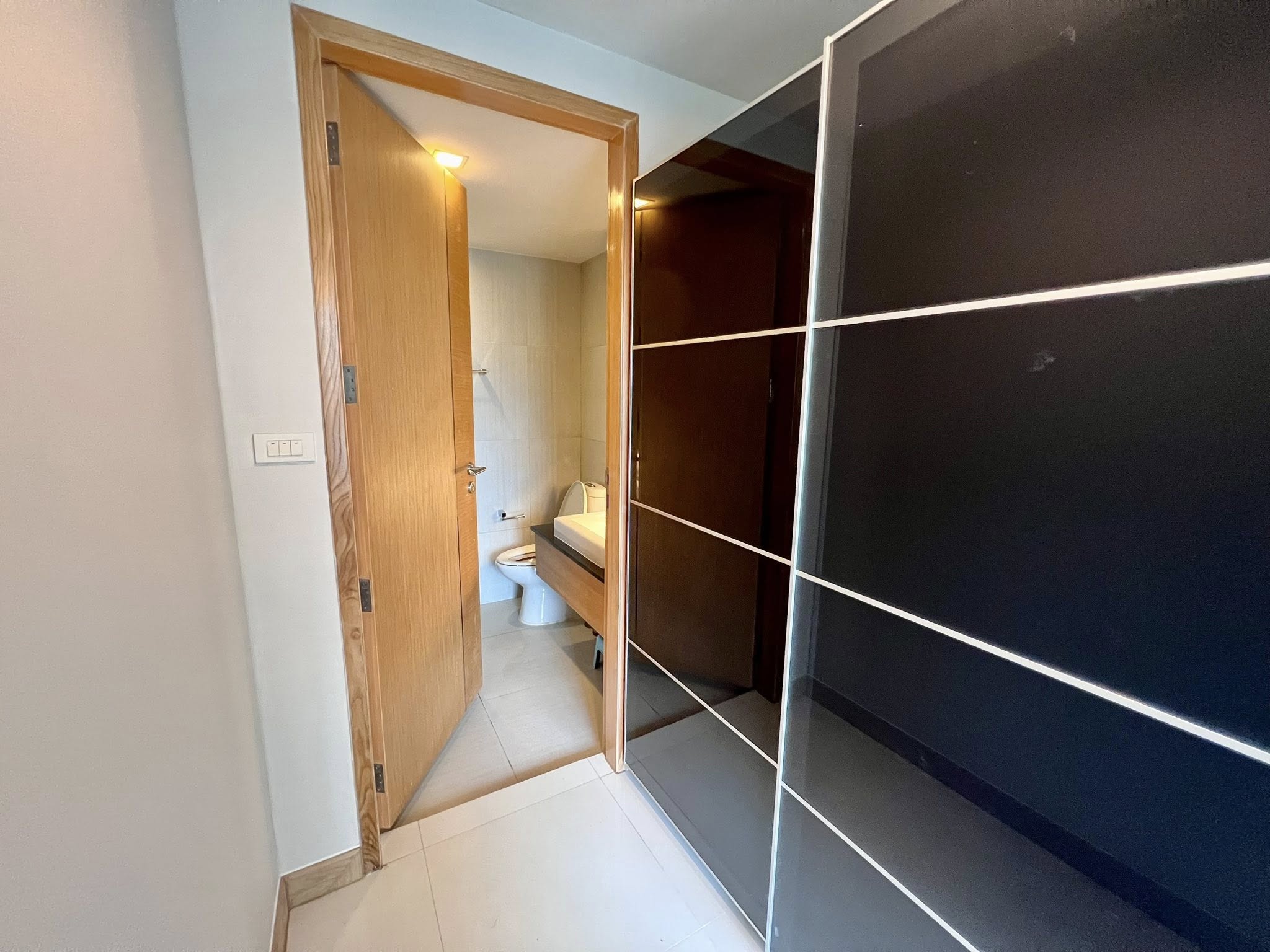 🏡✨ ให้เช่าคอนโด โซซิโอ คอนโด ร่วมฤดี / SOCIO Condo Ruamrudee ✨