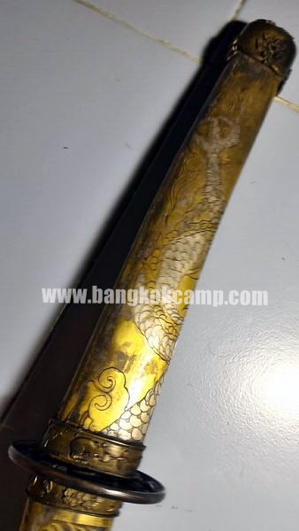 ดาบญี่ปุ่นลายมังกรเล่มเล็ก ฮาราคีรี กระไหล่เงิน ใบมีดเป็นเหล็กลาย (ใบมีดดามัสกัส)