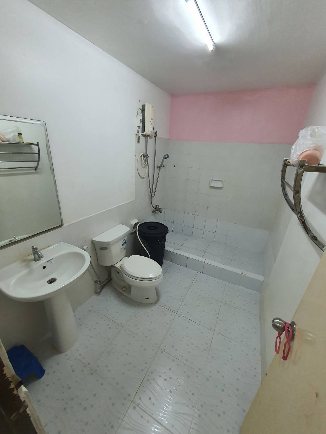 ให้เช่าบ้าน หมู่บ้าน ไรมอนด์พาร์ค บางพลี (Raimon Park Bang Phli) ซ.8 พร้อมเข้าอยู่ได้เลย ซอยต้นๆของโครงการ