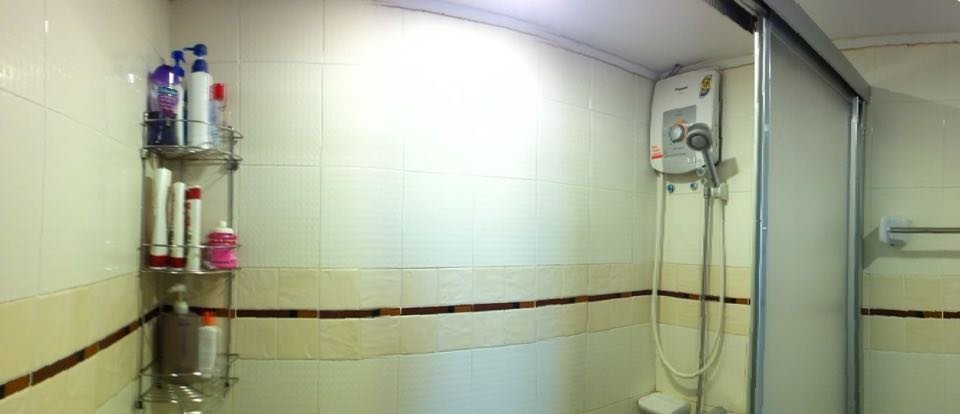 ให้เช่าคอนโด ลุมพินีวิลล์ ศูนย์วัฒนธรรม 2 ห้องนอน 2 น้ำ 1 ครัว พื้นที่ 60 ตร.ม. ตึก B2