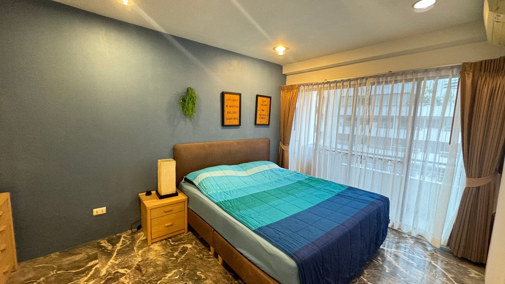 คอนโด Saranjai Mansion (สราญใจ แมนชั่น) 1 ห้องนอน 1 ห้องน้ำ ขนาด 62 ตรม. ชั้น 19 ทิศเหนือ วิว สระว่ายน้ำ