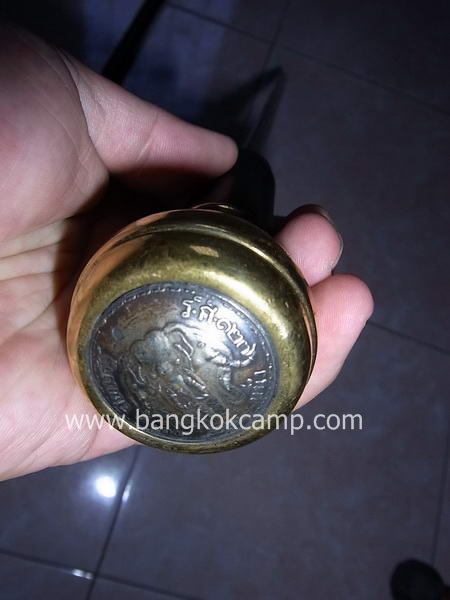 ไม้ตะพด ซ่อนมีด ประดับเหรียญ ช้างเอราวัณ(ช้าง3เศียร) สวย คลาสิก (หัวใหญ่ ทรงลูกบิด)