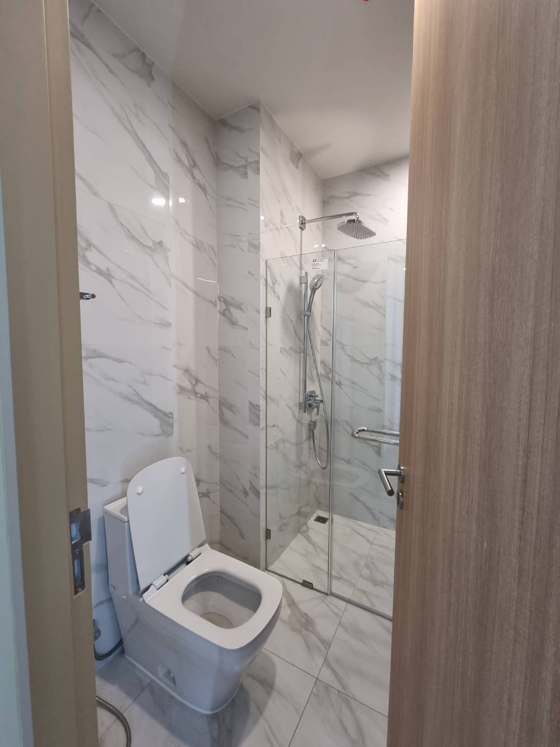 ให้เช่าคอนโด Noble BE19 (โนเบิล บี19) 1 ห้องนอน 1 ห้องน้ำ 44 ตร.ม. ห้อง built-in แต่งสวย เครื่องสุขภัณฑ์แบบ upgrade+ ระบบ smarthome