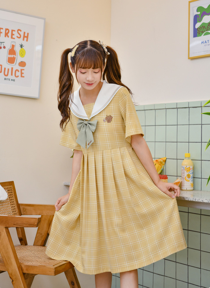SNBL Girl : พรีออเดอร์ เดรสสีเหลืองลายสก็อตสไตล์ญี่ปุ่น ทรง Oversize น่ารักๆ แบรนด์แท้