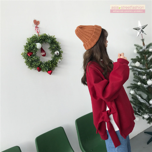 เสื้อแขนยาวแฟชั่นตัวโคล่ง สีแดงเลือดนก ผ้าสักกะหลาดเนื้อกำลังดี หวานๆ น่ารักมากค่าาา >< แดง free