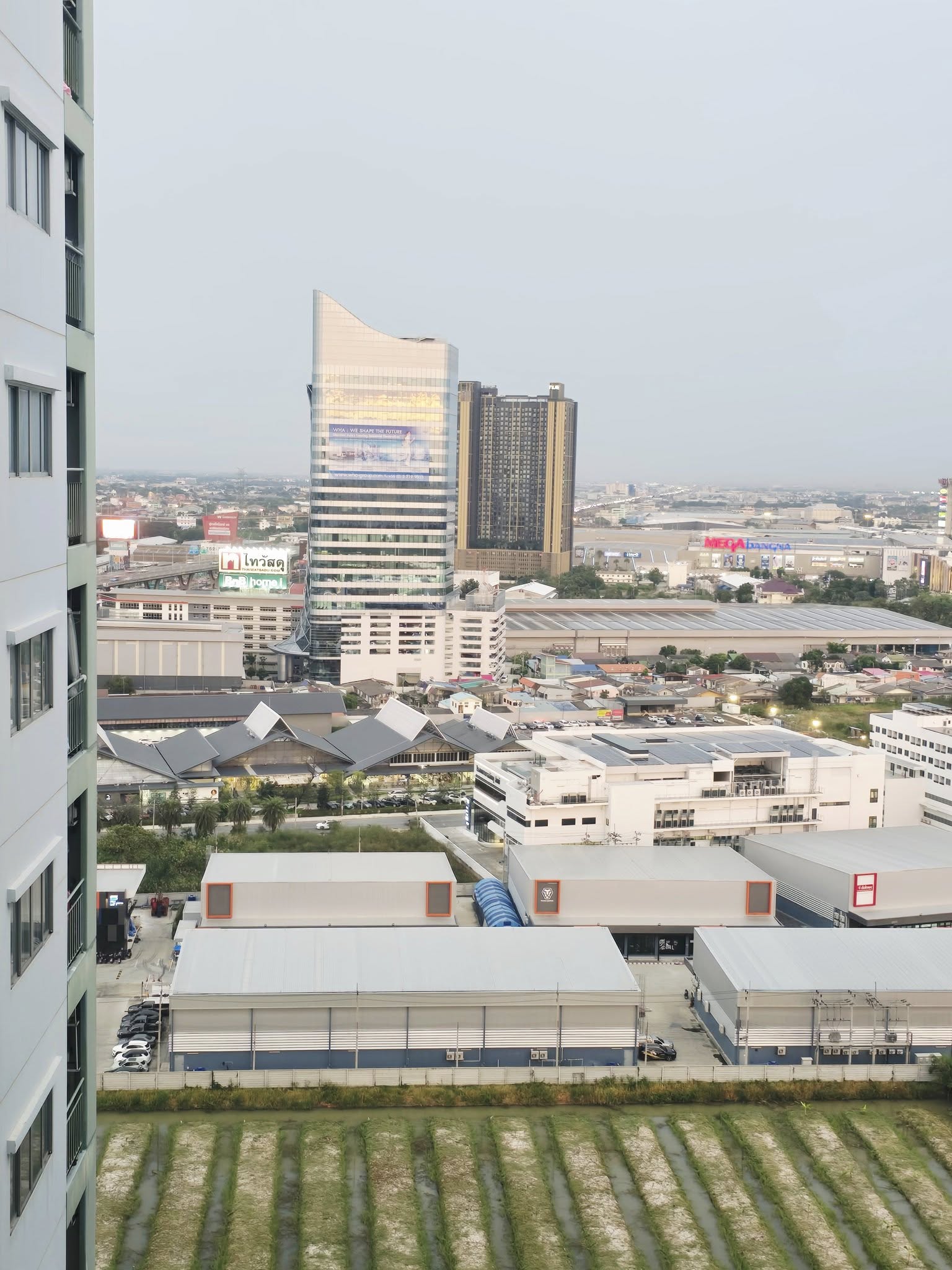 ðĒ āļāļēāļĒāļāļāļāđāļ āļĨāļļāļĄāļāļīāļāļĩ āđāļĄāļāļ° āļāļīāļāļĩāđ āļāļēāļāļāļē / For Sale Condo Lumpini Mega City Bangna