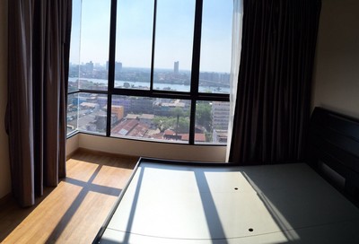 ให้เช่าคอนโด The Tree Interchange ห้องใหม่เฟอร์ใหม่ยกเซต มีทั้ง 1 และ 2 ห้องนอน วิวแม่น้ำ รัฐสภา ราคาเบาๆปล่อยเช่าห้องใหม่