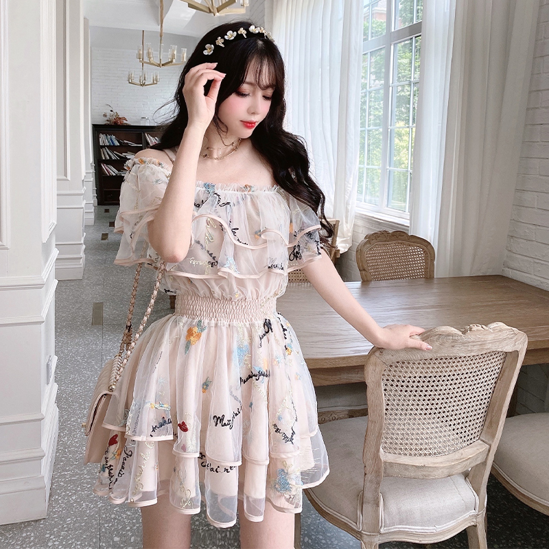 Summer Joy : พรีออเดอร์ เดรสสั้นน่ารักๆ เปิดไหล่ สม็อคเอว ปักลายตามแบบ แบรนด์แท้