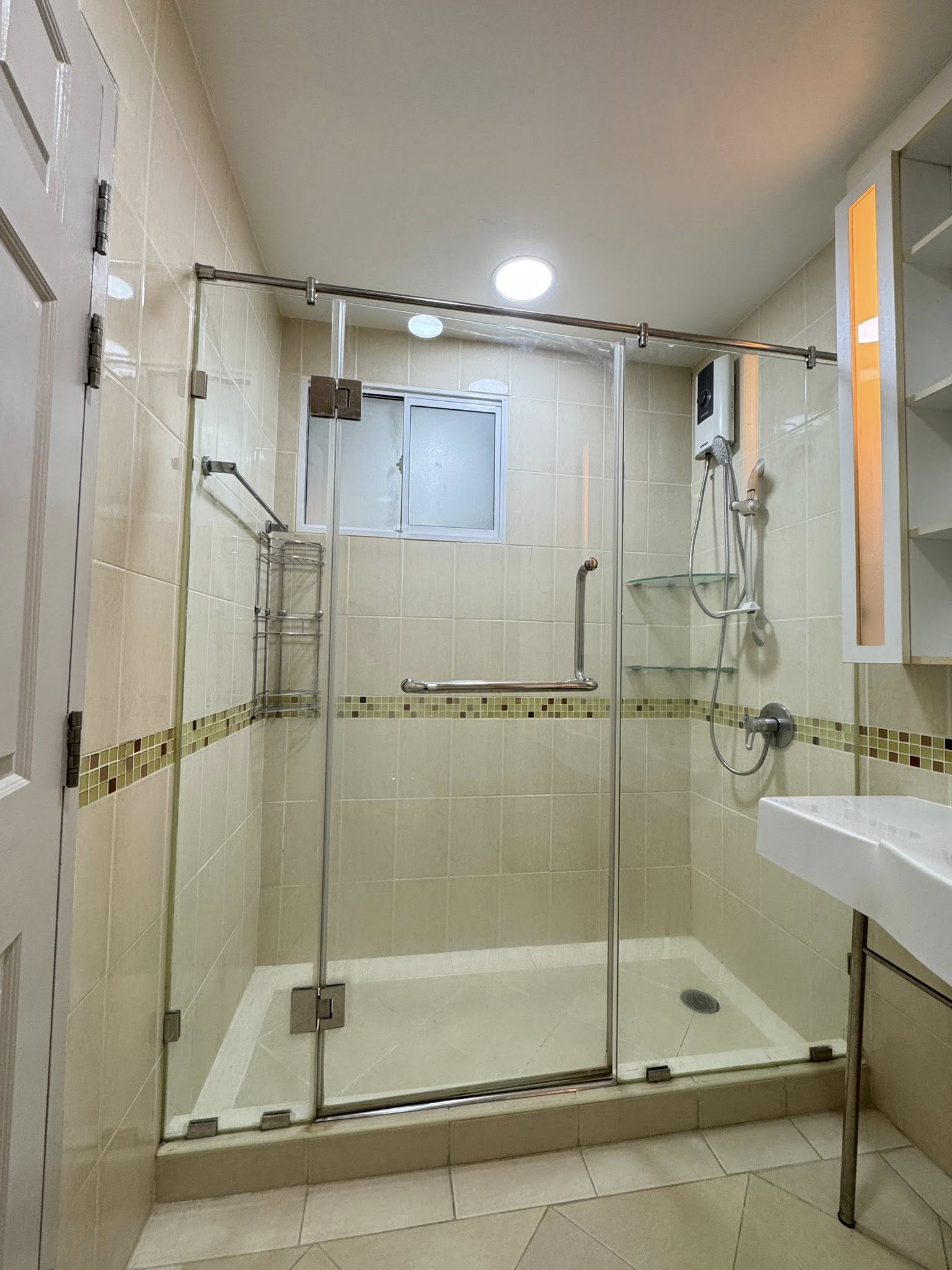 ขายคอนโด ไลฟ์ แอท รัชดา–ท่าพระ / For Sale Life @ Ratchada–Tha Phra