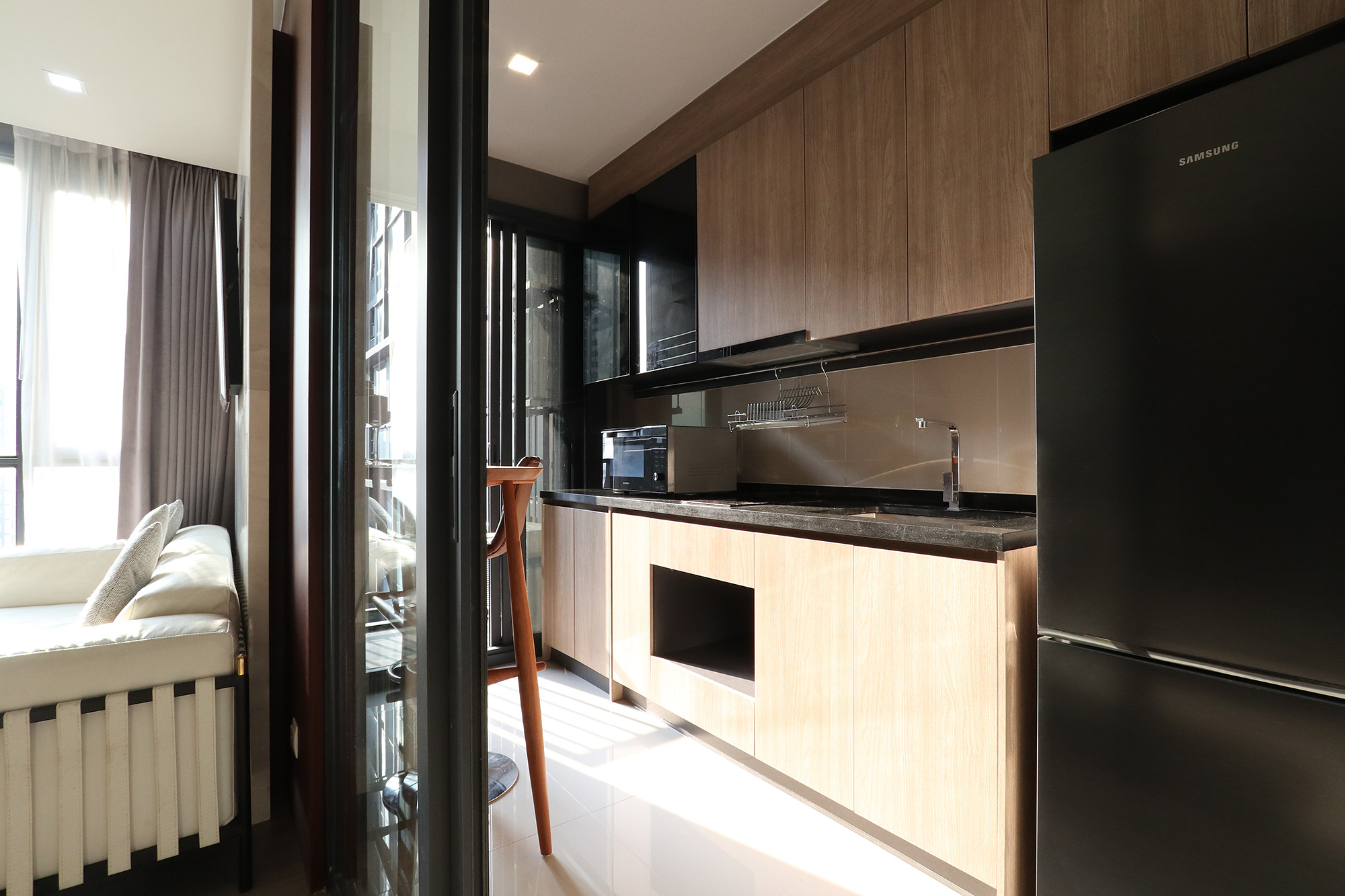 ขาย The Line Wongsawang : เดอะ ไลน์ วงศ์สว่าง ห้องมุม ตกแต่งแล้ว พร้อมเข้าอยู่ทันที ห้องพักอาศัยเป็นรูปแบบ 2 Bedrooms