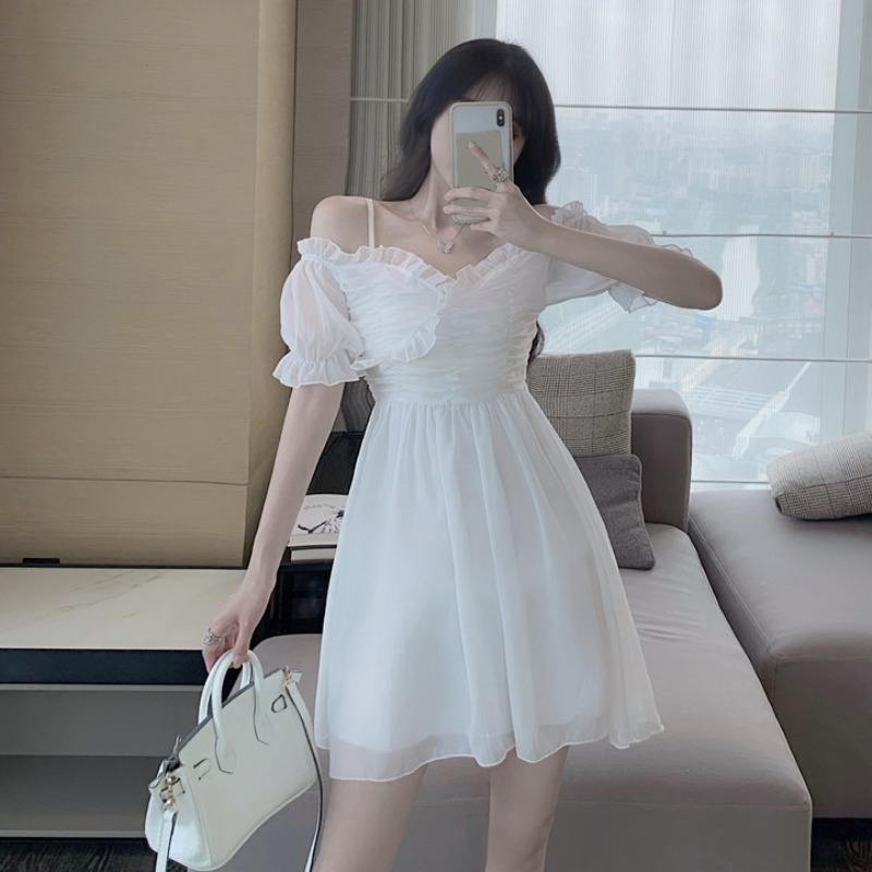 พรีออเดอร์ : เดรสชีฟองเปิดไหล่สายเดี่ยวสไตล์หวาน มีให้เลือก 2สี